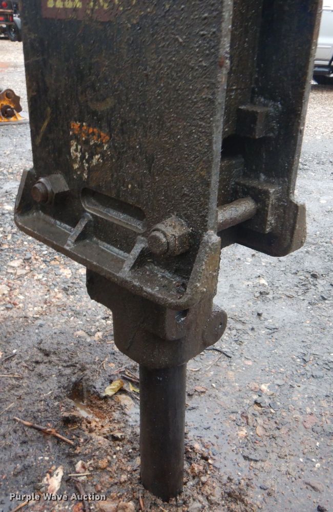 image for item FF9033 Husky HH1000-2 breaker