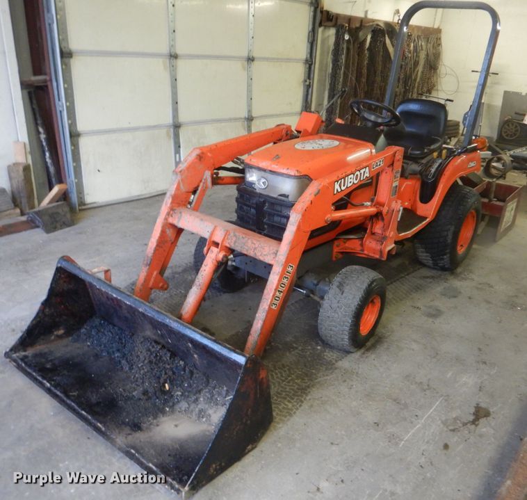 image for item FF9034 Kubota BX2200D tractor