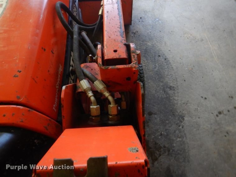 image for item FF9034 Kubota BX2200D tractor