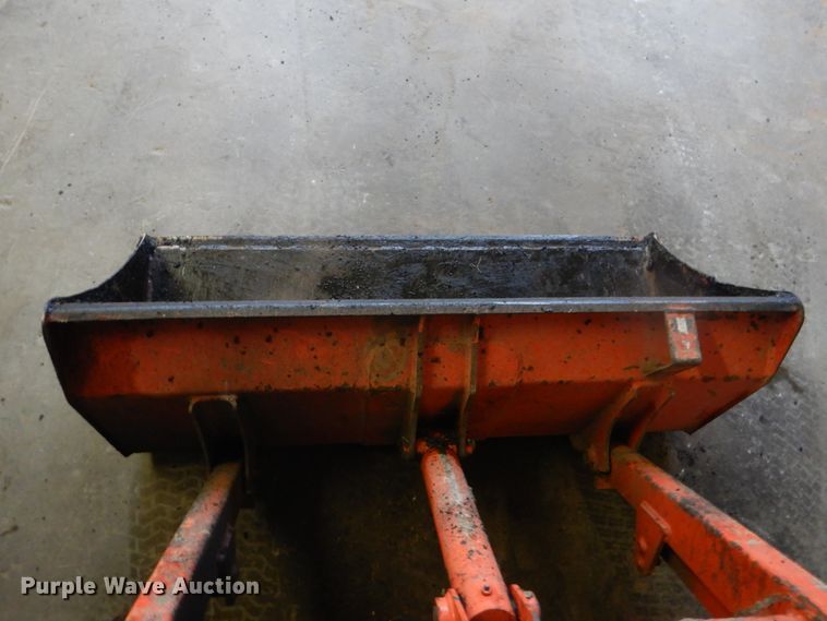 image for item FF9034 Kubota BX2200D tractor