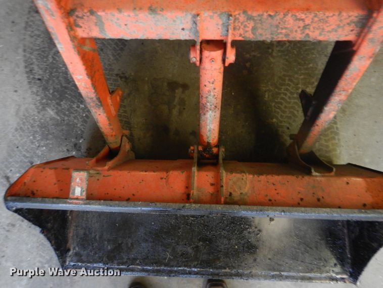 image for item FF9034 Kubota BX2200D tractor