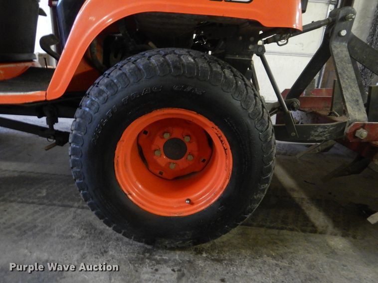image for item FF9034 Kubota BX2200D tractor