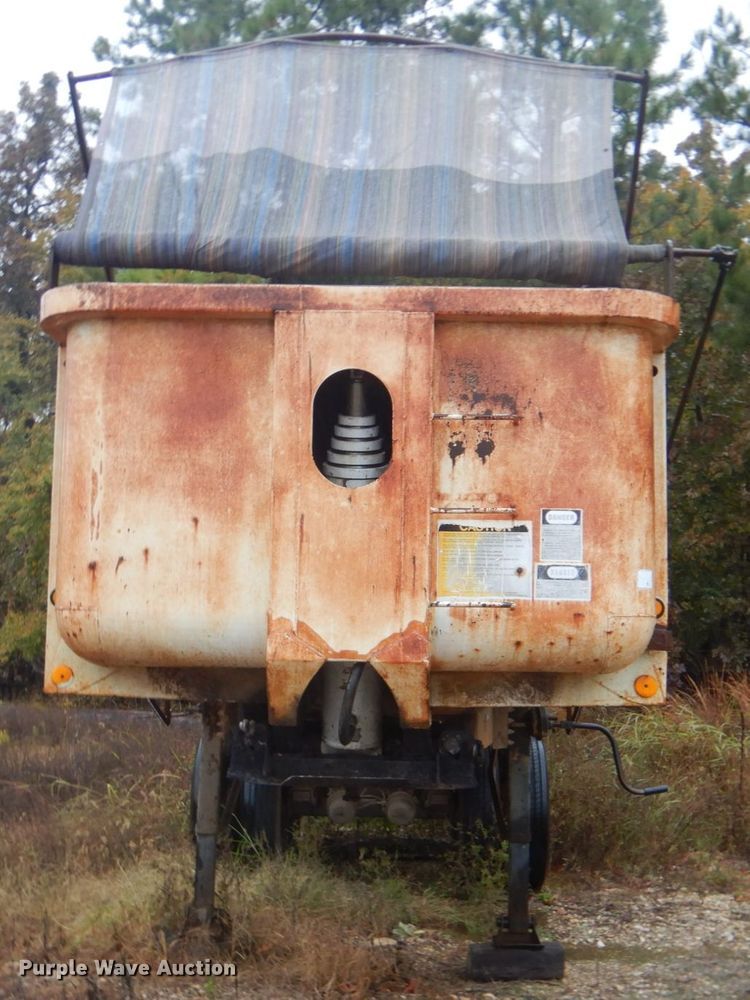 image for item FF9035 1994 Clement HSLW2326 end dump trailer