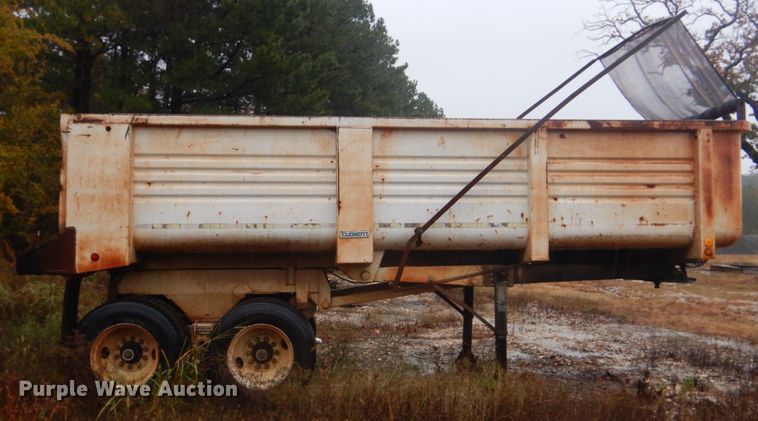 image for item FF9035 1994 Clement HSLW2326 end dump trailer