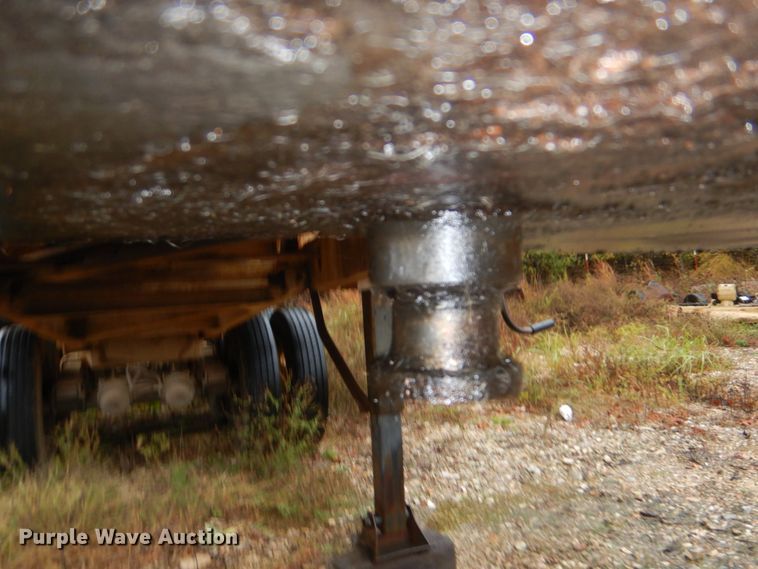 image for item FF9035 1994 Clement HSLW2326 end dump trailer