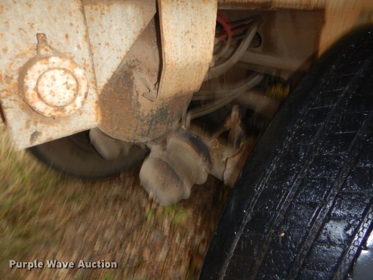 image for item FF9035 1994 Clement HSLW2326 end dump trailer