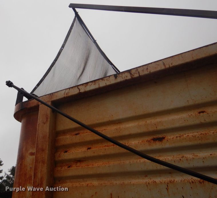 image for item FF9035 1994 Clement HSLW2326 end dump trailer