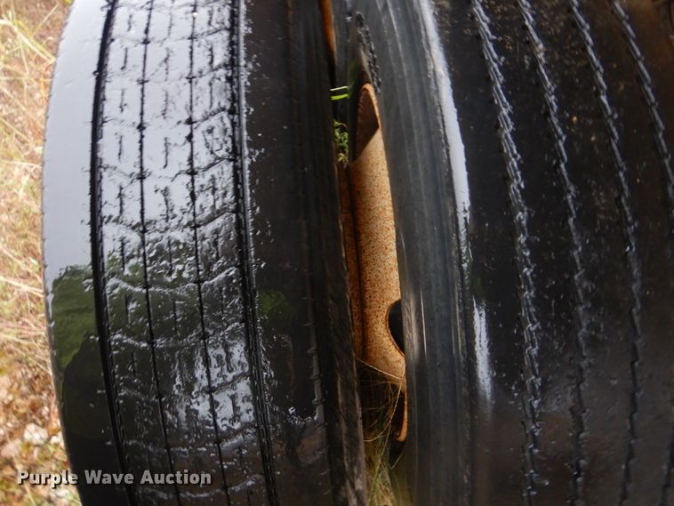 image for item FF9035 1994 Clement HSLW2326 end dump trailer