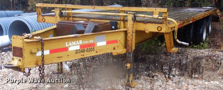 image for item FF9037 2006 Lamar utility trailer