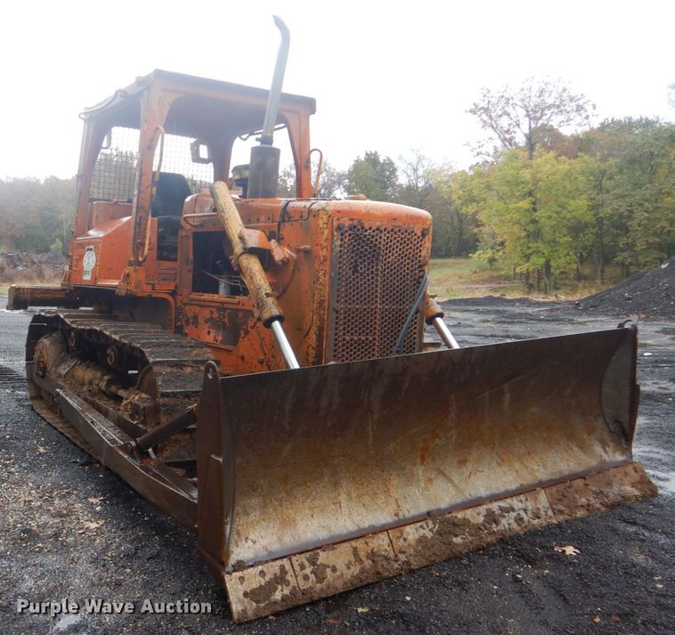 image for item FF9039 Caterpillar D5B dozer