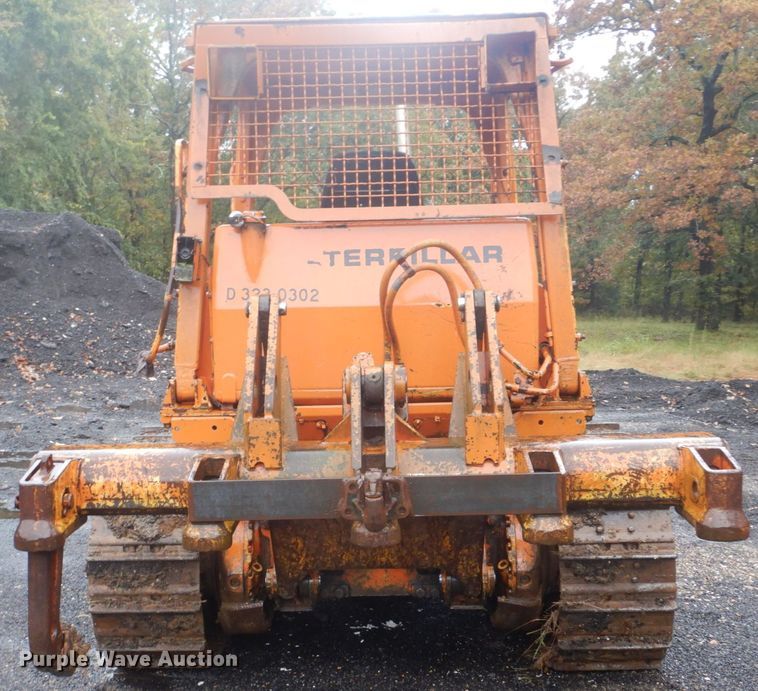 image for item FF9039 Caterpillar D5B dozer