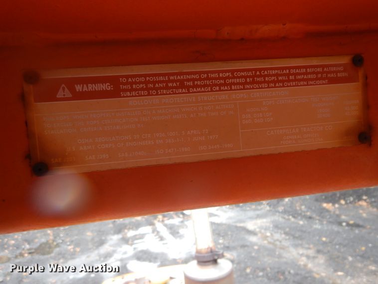 image for item FF9039 Caterpillar D5B dozer