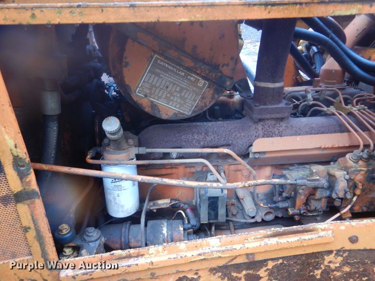 image for item FF9039 Caterpillar D5B dozer