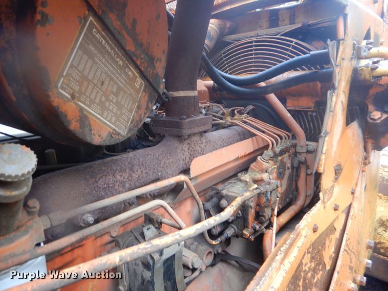 image for item FF9039 Caterpillar D5B dozer