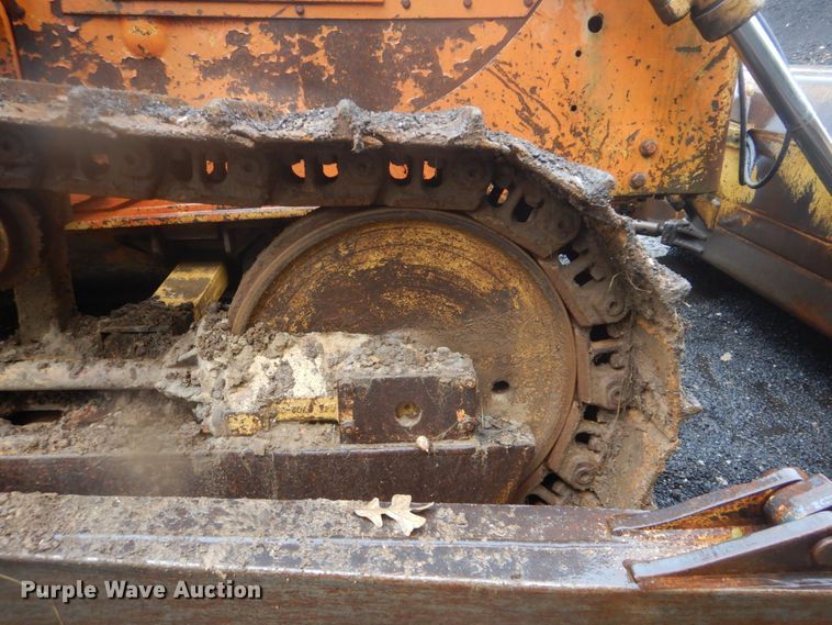 image for item FF9039 Caterpillar D5B dozer