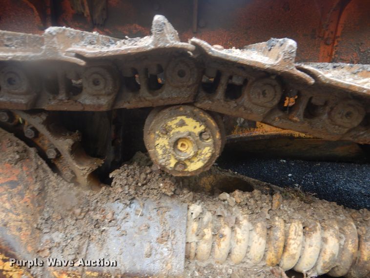 image for item FF9039 Caterpillar D5B dozer