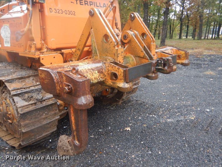 image for item FF9039 Caterpillar D5B dozer