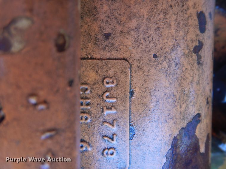 image for item FF9039 Caterpillar D5B dozer