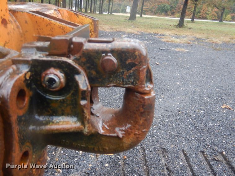 image for item FF9039 Caterpillar D5B dozer