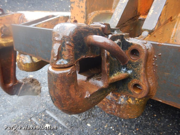 image for item FF9039 Caterpillar D5B dozer