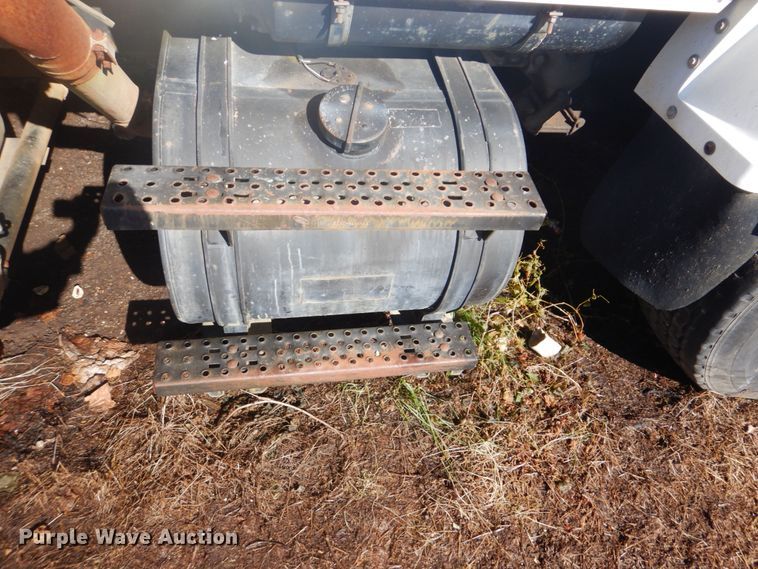 image for item FF9077 1992 Ford L8000 sewer jetter truck