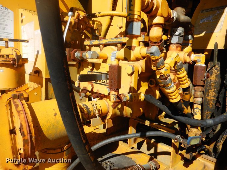 image for item FF9077 1992 Ford L8000 sewer jetter truck