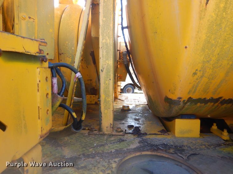 image for item FF9077 1992 Ford L8000 sewer jetter truck