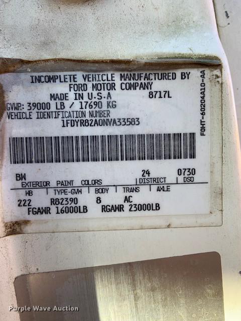 image for item FF9077 1992 Ford L8000 sewer jetter truck