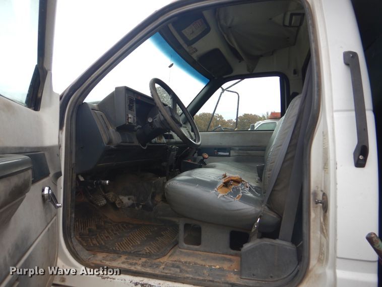 image for item FF9078 1999 Chevrolet C6500 dump truck