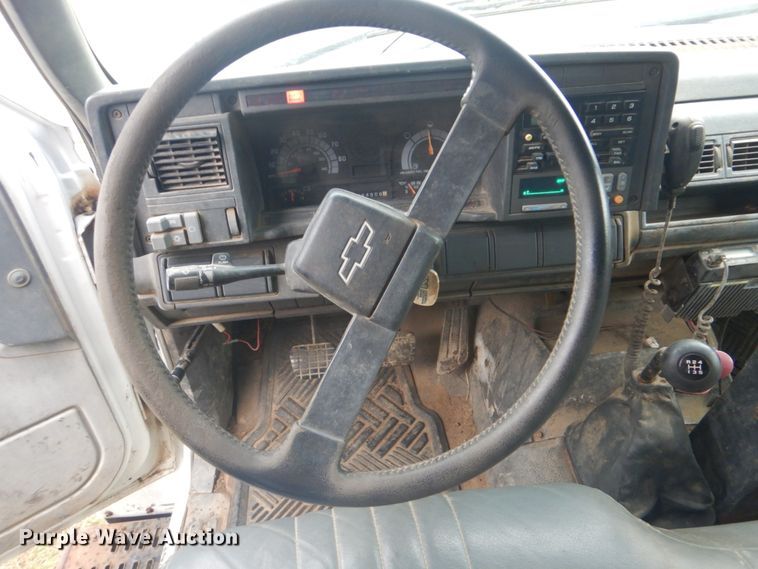 image for item FF9078 1999 Chevrolet C6500 dump truck