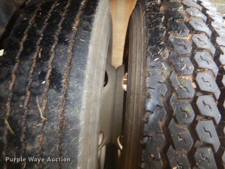 image for item FF9078 1999 Chevrolet C6500 dump truck