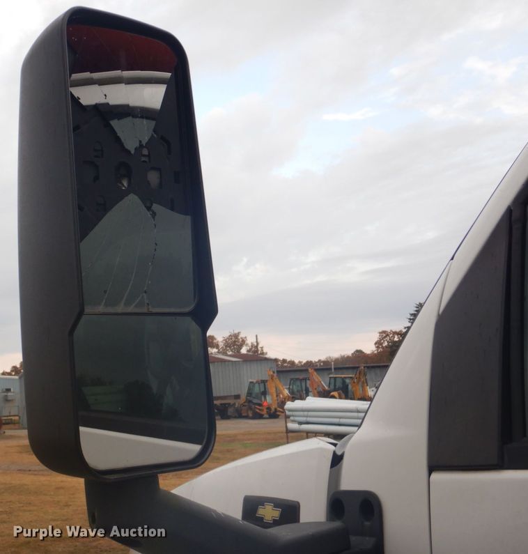 image for item FF9079 2004 Chevrolet C7500 dump truck