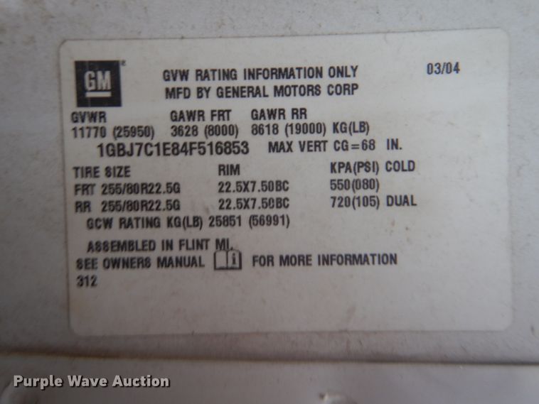 image for item FF9079 2004 Chevrolet C7500 dump truck