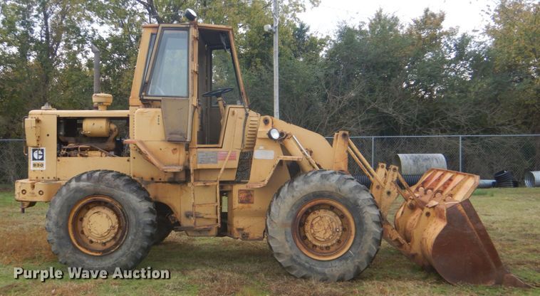 image for item FF9080 1981 Caterpillar 930 wheel loader