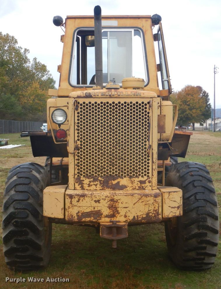 image for item FF9080 1981 Caterpillar 930 wheel loader