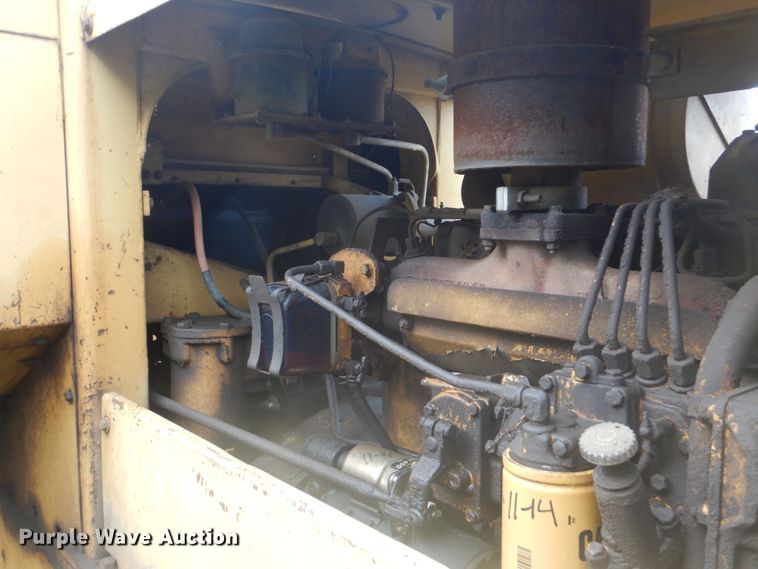 image for item FF9080 1981 Caterpillar 930 wheel loader