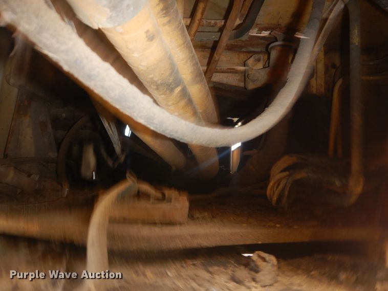 image for item FF9080 1981 Caterpillar 930 wheel loader