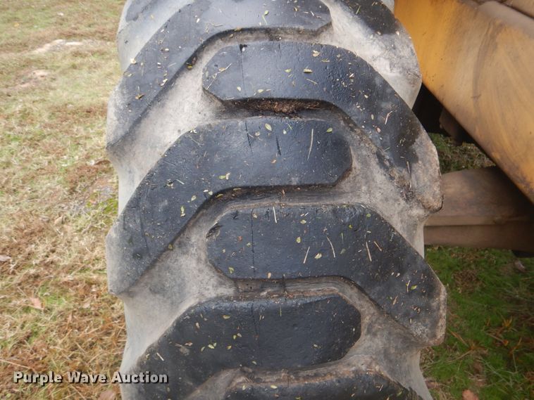 image for item FF9080 1981 Caterpillar 930 wheel loader