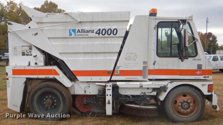 image for item FF9082 2007 Allianz 4000 street sweeper