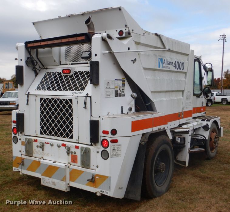 image for item FF9082 2007 Allianz 4000 street sweeper