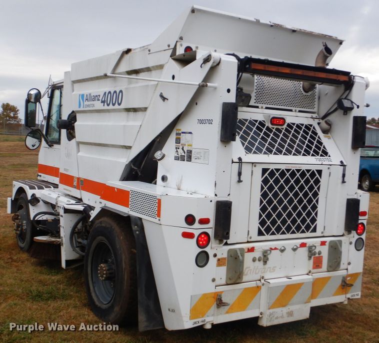 image for item FF9082 2007 Allianz 4000 street sweeper