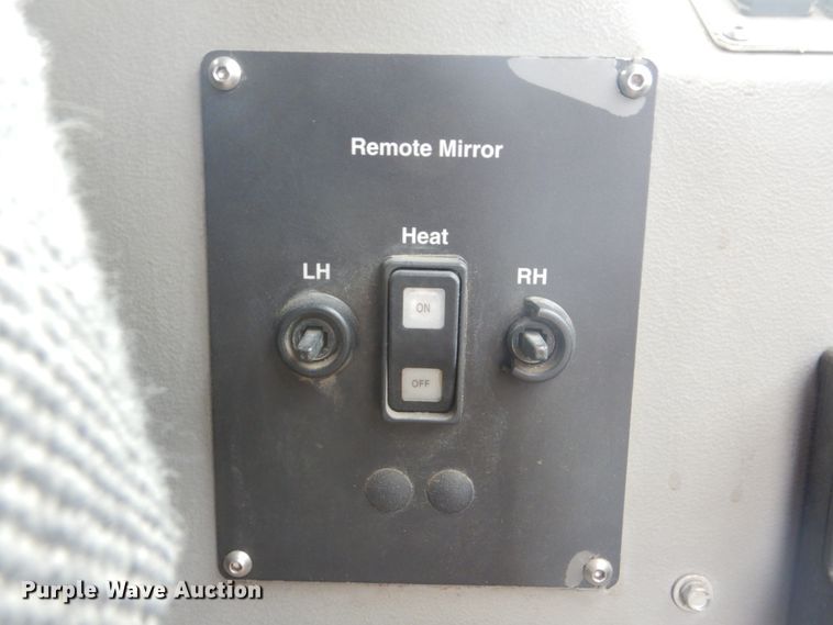 image for item FF9082 2007 Allianz 4000 street sweeper