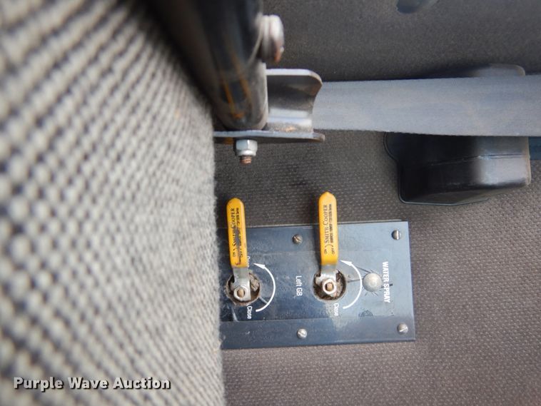 image for item FF9082 2007 Allianz 4000 street sweeper