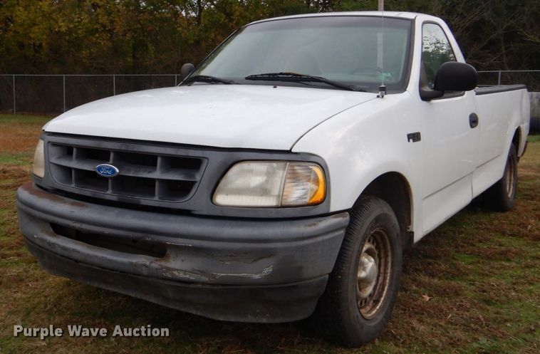 image for item FF9083 1997 Ford F150 pickup truck