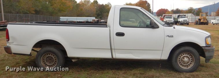 image for item FF9083 1997 Ford F150 pickup truck