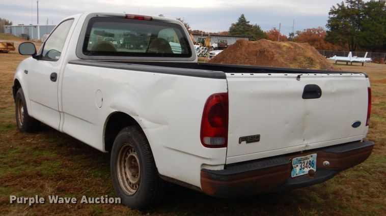image for item FF9083 1997 Ford F150 pickup truck