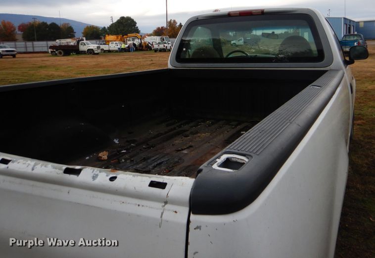 image for item FF9083 1997 Ford F150 pickup truck