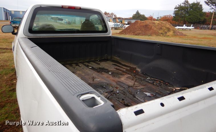 image for item FF9083 1997 Ford F150 pickup truck