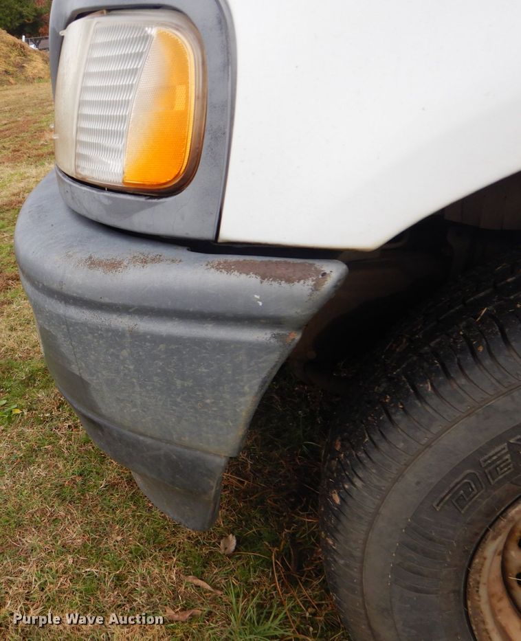 image for item FF9083 1997 Ford F150 pickup truck