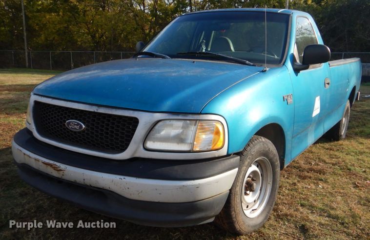 image for item FF9084 1999 Ford F150 pickup truck